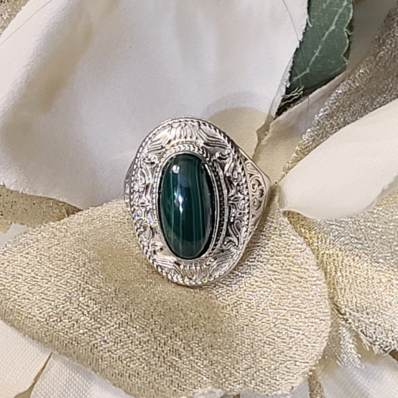 NWT African Malachite Ring Size 8 - Picture 7 of 12